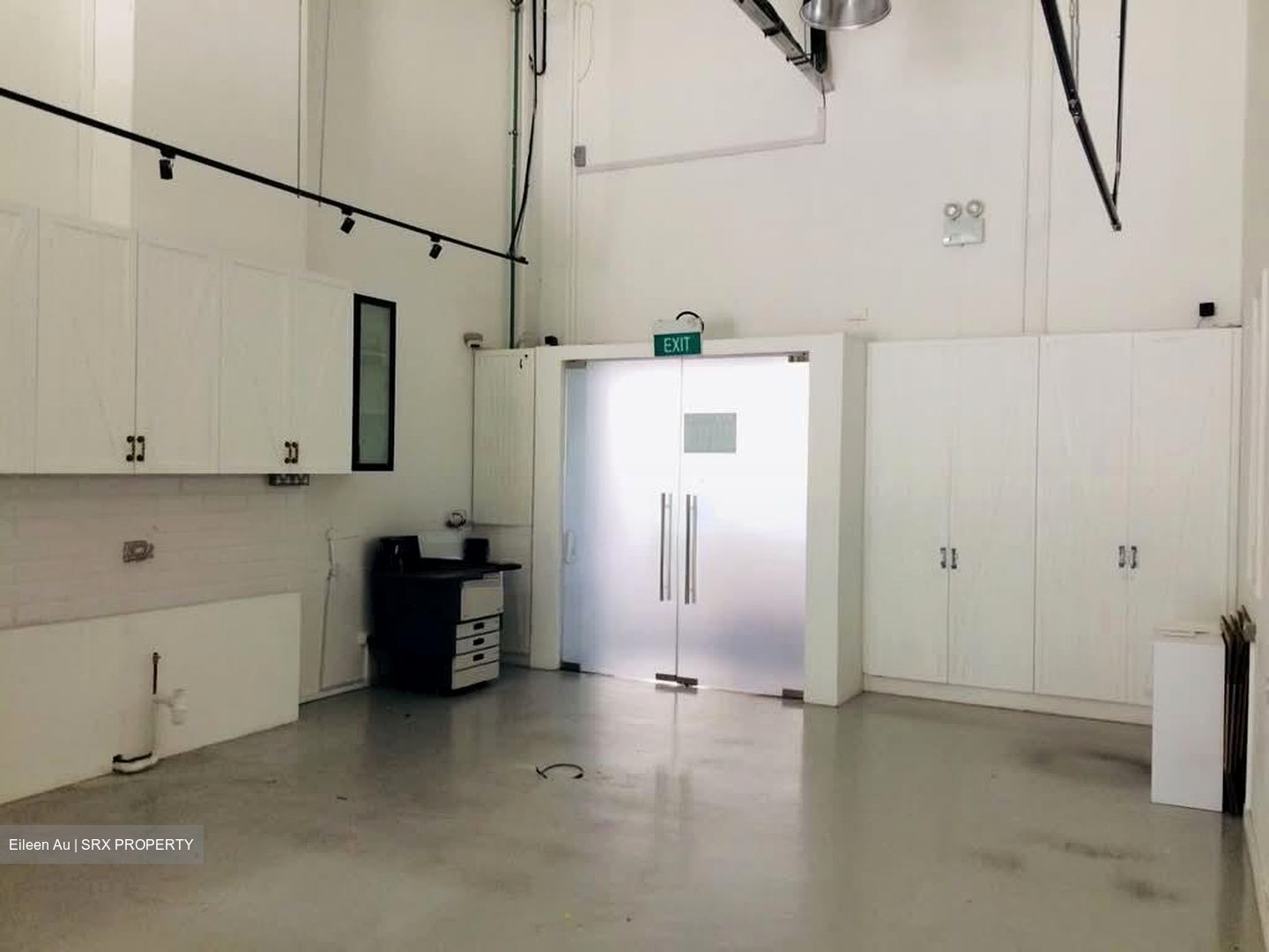 Oxley Bizhub (D14), Factory #570474011